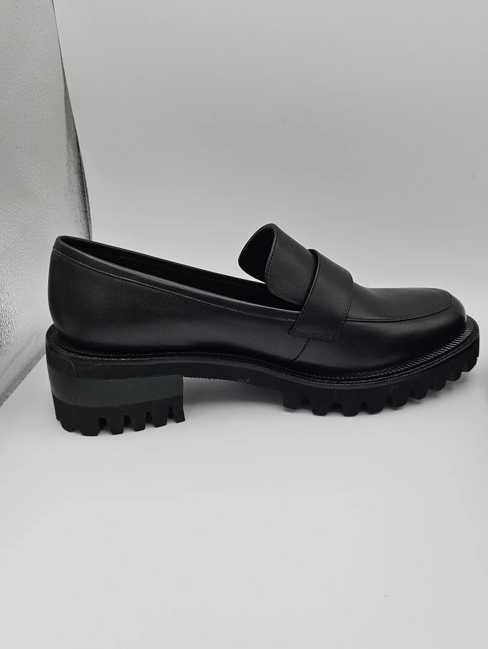 Aerosoles Ronnie lug heeled loafer black leather size 7.5